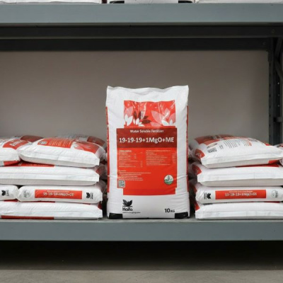 Поли-Фид 19-19-19+1MgO+ME, 10 кг